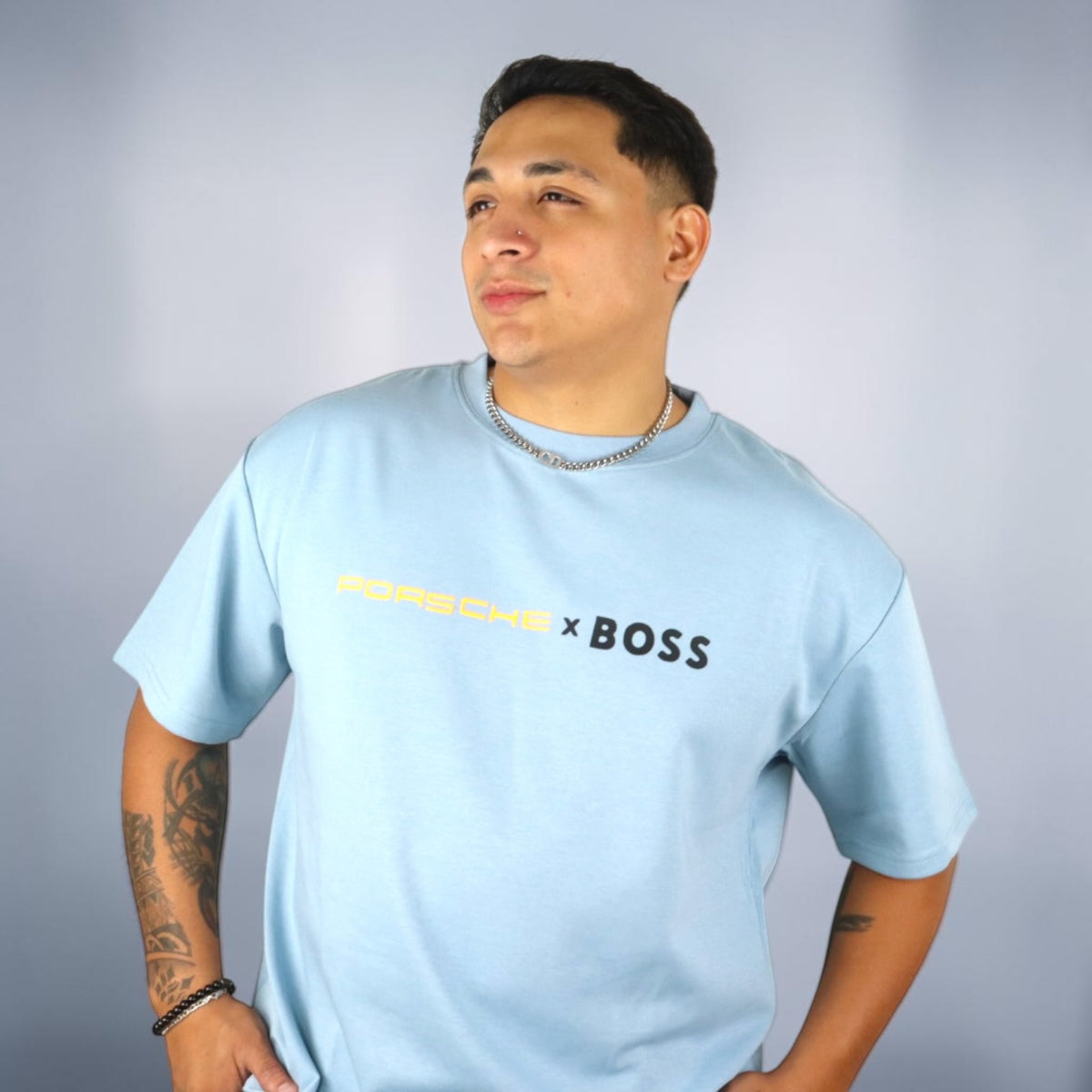 PLAYERA PORSCHE X BOSS - Azul cielo