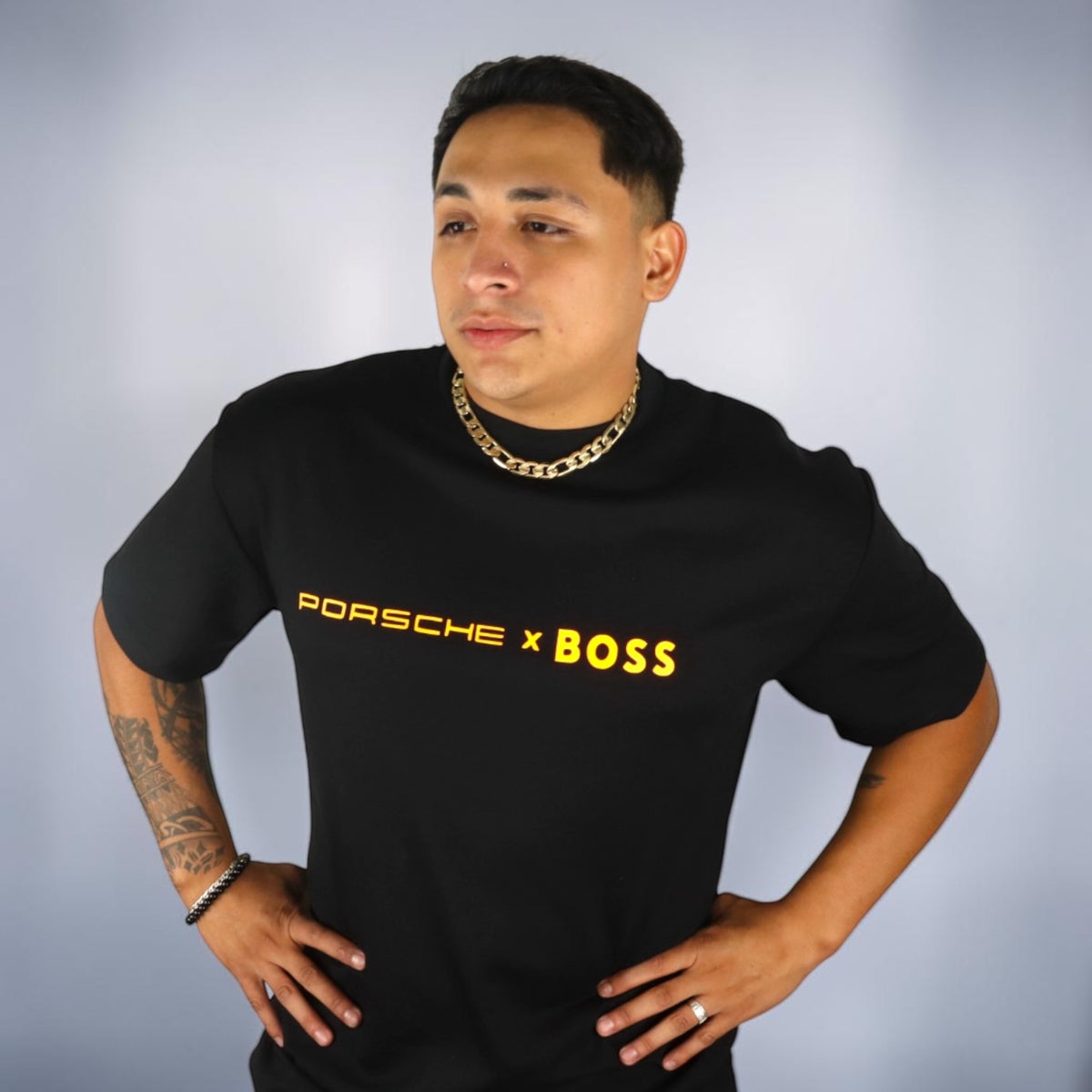 PLAYERA PORSCHE X BOSS - Negro