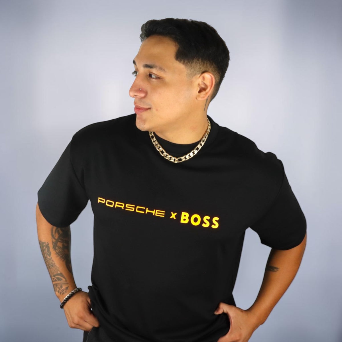 PLAYERA PORSCHE X BOSS - Negro