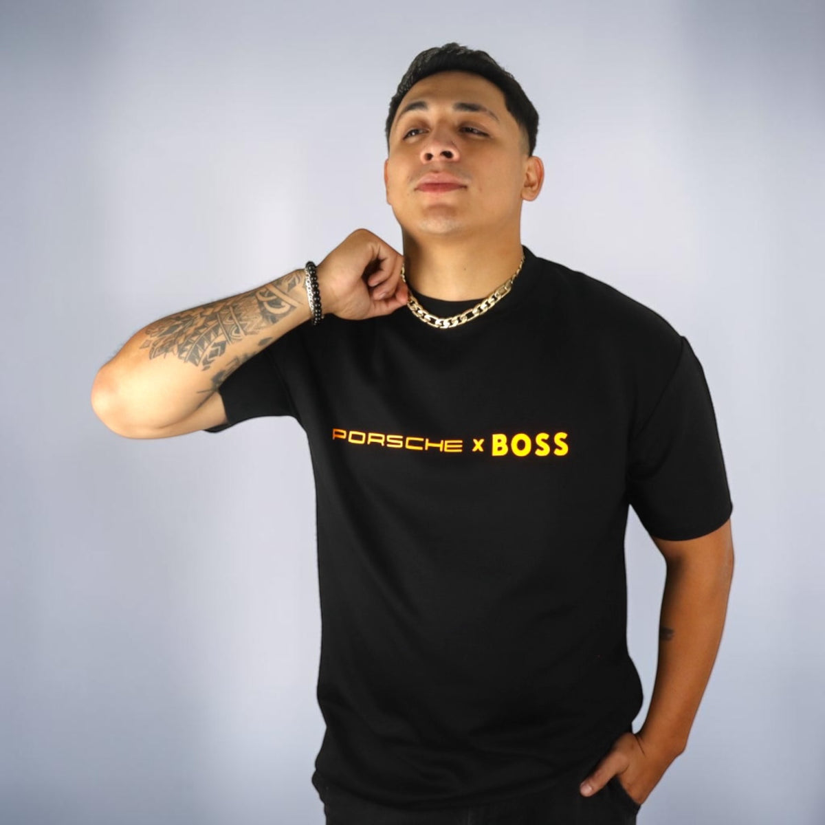 PLAYERA PORSCHE X BOSS - Negro