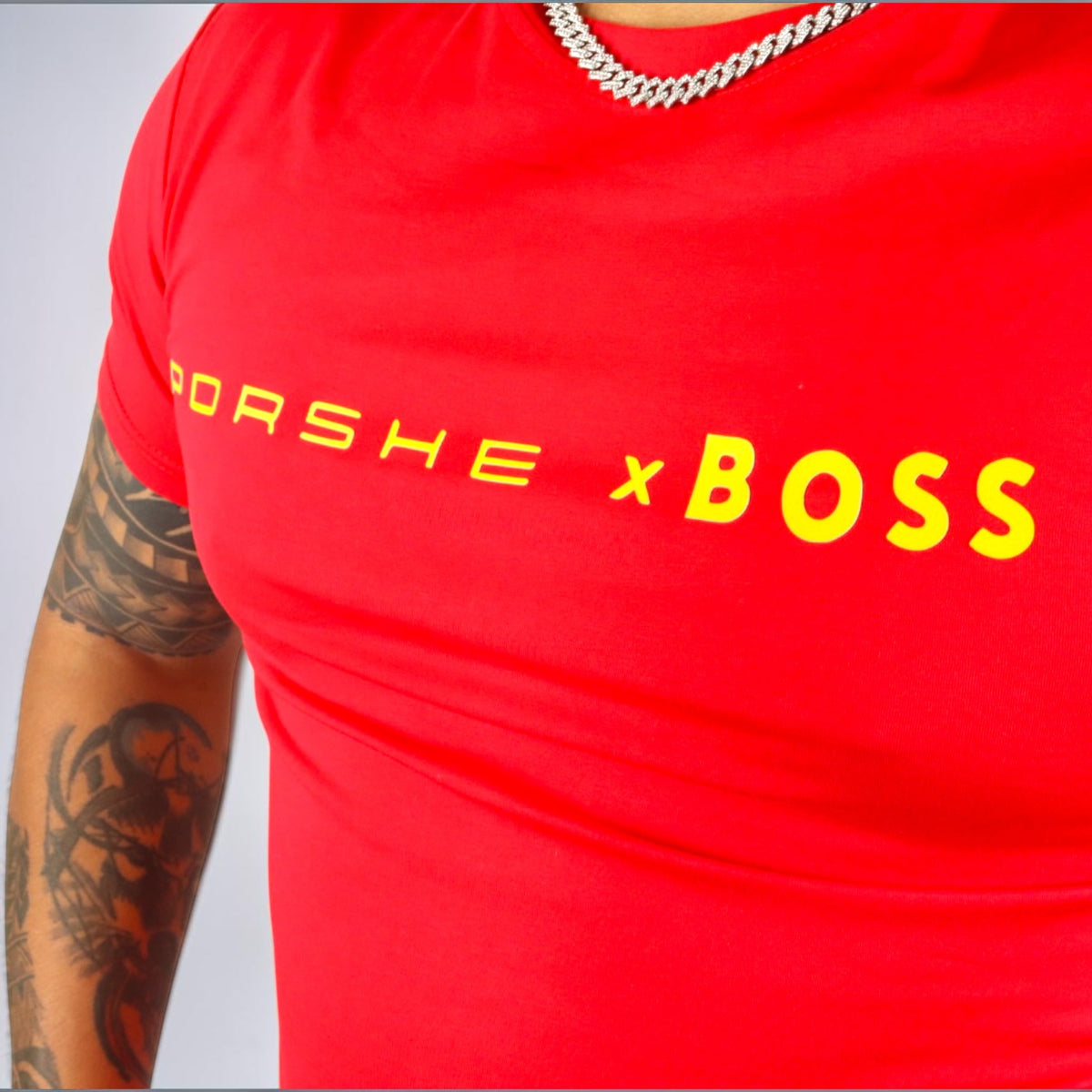 PLAYERA PORSCHE X BOSS - Rojo