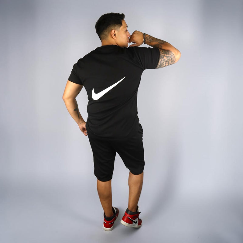 PLAYERA NIKE - Negro