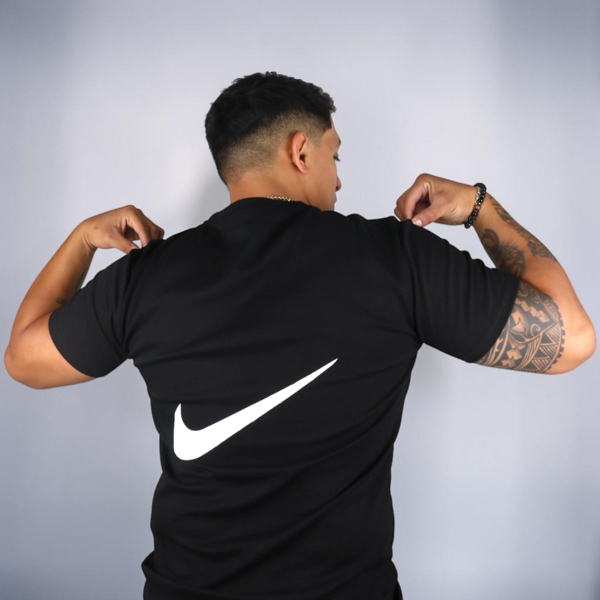 PLAYERA NIKE - Negro